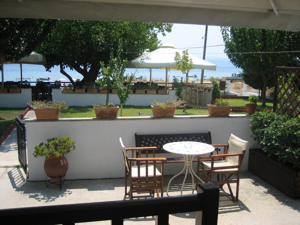 Ammos Studios And Apartments Mikro Exterior foto