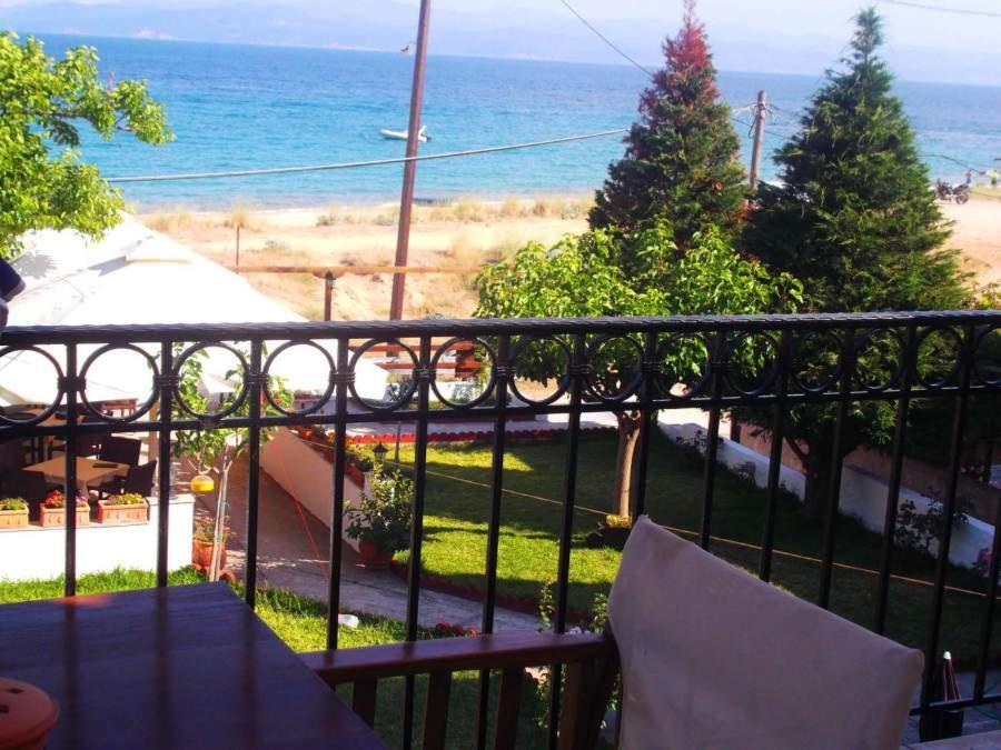 Ammos Studios And Apartments Mikro Exterior foto